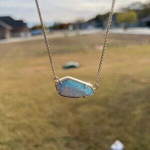 Kendra Scott necklace